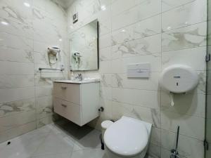 Vannituba majutusasutuses Modern Apartment in the heart of Tangier