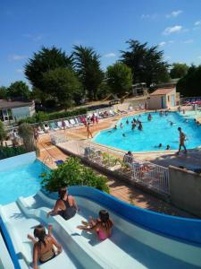 Gallery image of Camping 4 étoiles - Parc aquatique - efcia0 in Soullans +51 photos
