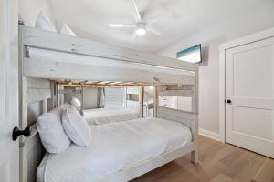 En eller flere senge i et værelse på Sugar Farm + 57 billeder