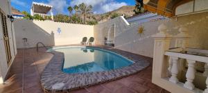 Swimmingpoolen hos eller tæt på Private house Tauro 10 - Simunek