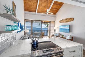 Køkken eller tekøkken på Maalaea Banyans 411