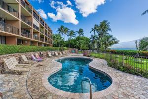 Swimmingpoolen hos eller tæt på Maalaea Banyans 411