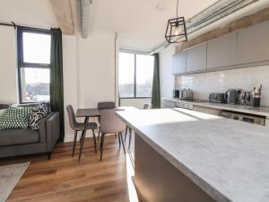 Η κουζίνα ή μικρή κουζίνα στο The Works by DAG