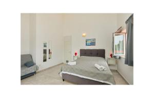 Posteľ alebo postele v izbe v ubytovaní 1 Bedroom Nice Apartment In Saplunara