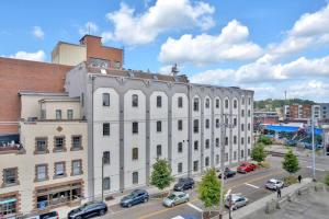 Το κτήριο όπου στεγάζεται  το διαμέρισμα