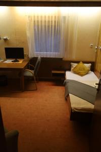 TV a/nebo společenská místnost v ubytování Hotel Hohe Wart