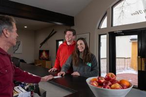 Hosté ubytování Lift House Lodge, Pet Friendly, Premium Studio Condo + 32 fotografií
