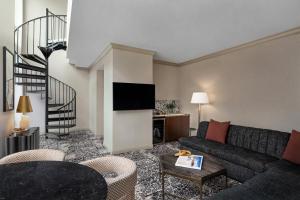 Setusvæði á Omni Severin Hotel