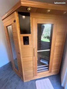 Ảnh trong thư viện ảnh của Maison cosy avec piscine à Liffol-le-Grand, 42 m² ở Liffol-le-Grand