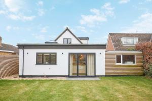 a contemporary extension to a home in the uk at The Green Haven in Taverham