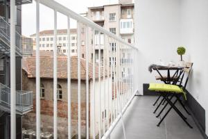 Ban công/sân hiên tại Lux Nest I City Apartment URBAN STAY