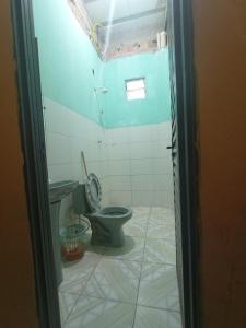 Ένα μπάνιο στο Hospedagem da Ana