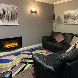 Posezení v ubytování Spacious 2 bedroom apartment in Killarney