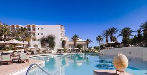 Бассейн в The Residence Tunis или поблизости