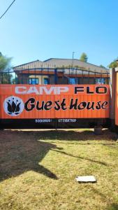 Foto dalla galleria di Camp Flo, Eldoret -Where Comfort Meets Tranquility in a 3-Bedroom Guest Stay -in own compound a Eldoret
