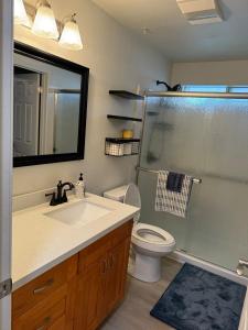 Koupelna v ubytování Come live in comfort!