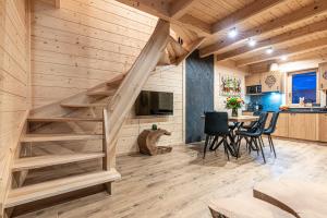 Μια τηλεόραση ή/και κέντρο ψυχαγωγίας στο Domki na Ostrysie