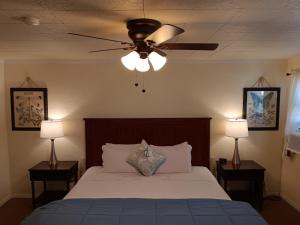 Un ou plusieurs lits dans un hébergement de l'établissement Cherokee Lodge