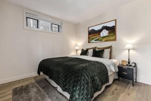 Кровать или кровати в номере Roxy on Church