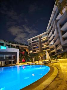 Bazén v ubytování Sheraton Ocean 7-PRIVATE SUITES nebo v jeho okolí