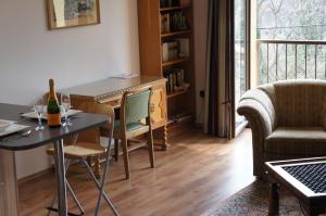 A seating area at Sofia Apartment Kázmér