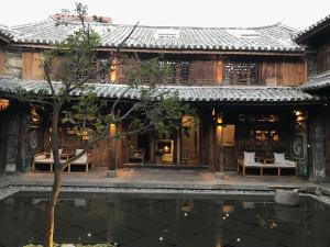 Bangunan di mana terletaknya hotel