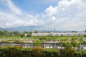 Phong cảnh thiên nhiên gần nhà khách +2 ảnh