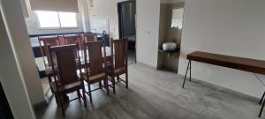 Kuchyň nebo kuchyňský kout v ubytování Hotel Suryavanshi Palace