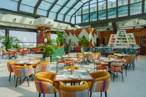 Restaurace v ubytování Hyatt Centric Jumeirah Dubai