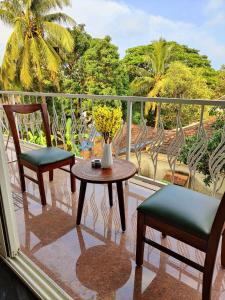 Μπαλκόνι ή βεράντα στο Casa 714 2BHK Apartment by Stilla Ro Hospitality LLP +2 φωτογραφίες