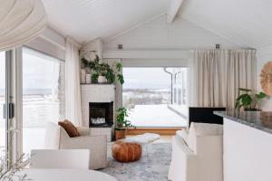 Posezení v ubytování Brensholmen Beach House