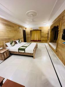 En eller flere senger på et rom på Garh Villa Jaisalmer