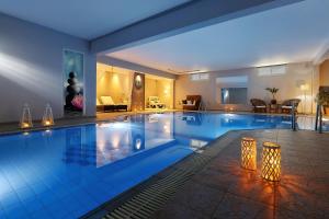 Bazén v ubytování ST CONSTANTIN SEA HOTEL & SPA RESORT nebo v jeho okolí
