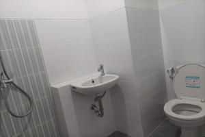 Φωτογραφία από το άλμπουμ του Jasmine Park JP Rooms σε Kedungbadak