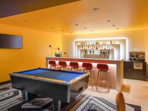 Sjónvarps- og/eða afþreyingartæki á ibis Styles Avignon Sud