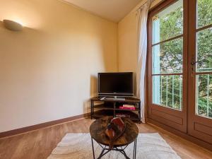 Photo de la galerie de l'établissement Duplex de charme près du golf, wifi et parking, à Bellême