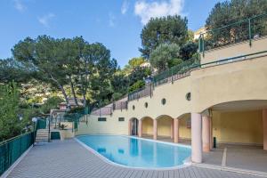 Bazén v ubytování Porte de Monaco - Terrasse vue mer - Parking - CN nebo v jeho okolí