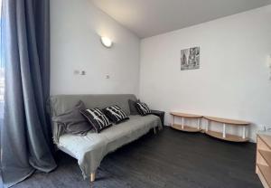 Χώρος καθιστικού στο Appt 3 pièces LA ROCHELLE - LR030-C223