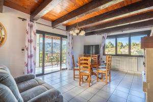 TV a/nebo společenská místnost v ubytování Mon rêve - Maison Provençale Piscine