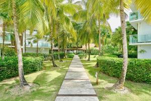 Κήπος έξω από το Oceanfront Apt W- Private Beach - Las Terrenas