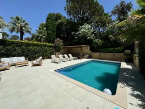 Bazén v ubytování Sunshine - PINHEIROS ALTOS nebo v jeho okolí