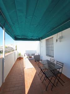 A balcony or terrace at Atiko La Vista