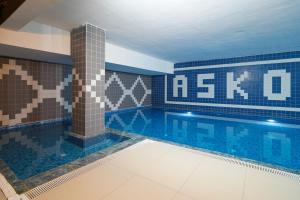 Bazén v ubytování Askoroz Otel İzmit nebo v jeho okolí + 37 fotografií