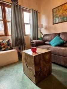 Fotografie z fotogalerie ubytování Cozy & Relaxing Near Taos Plaza v destinaci Taos + 26 fotografií