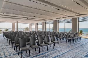Posezení v ubytování Royal L'azure Resort + 37 fotografií