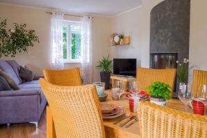 Ποτά στο Dahem-Apartments - ruhig Parkplatz Rhein Main Gebiet gut erreichbar - App 1 barrierefrei mit Kamin Garten und Hund - App 2 mit Balkon