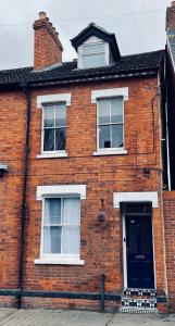 Το κτήριο όπου στεγάζεται  η παραθεριστική κατοικία