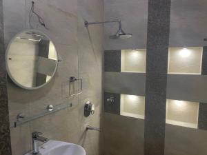 Bagno di OYO 82076 Hotel Balaji Palace