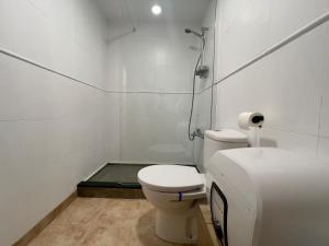 Ένα μπάνιο στο FlatsBahiaArinaga En Playa de Arinaga con garaje +8 φωτογραφίες
