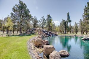 Foto dalla galleria di Jumping Juniper Ranch Yurt a Sisters